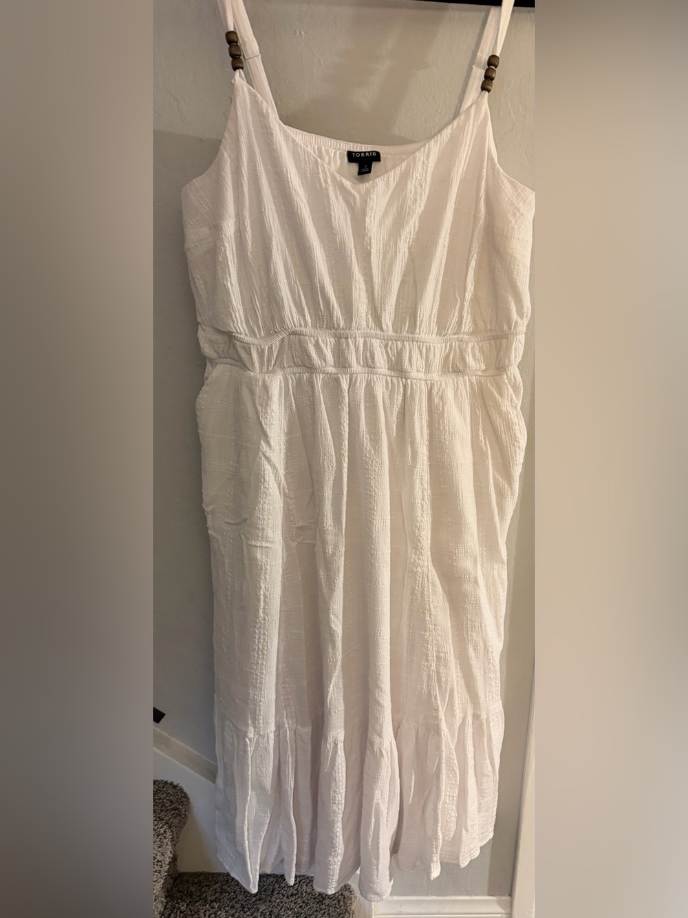 torrid White Textured Spaghetti-Strap Maxi Dress